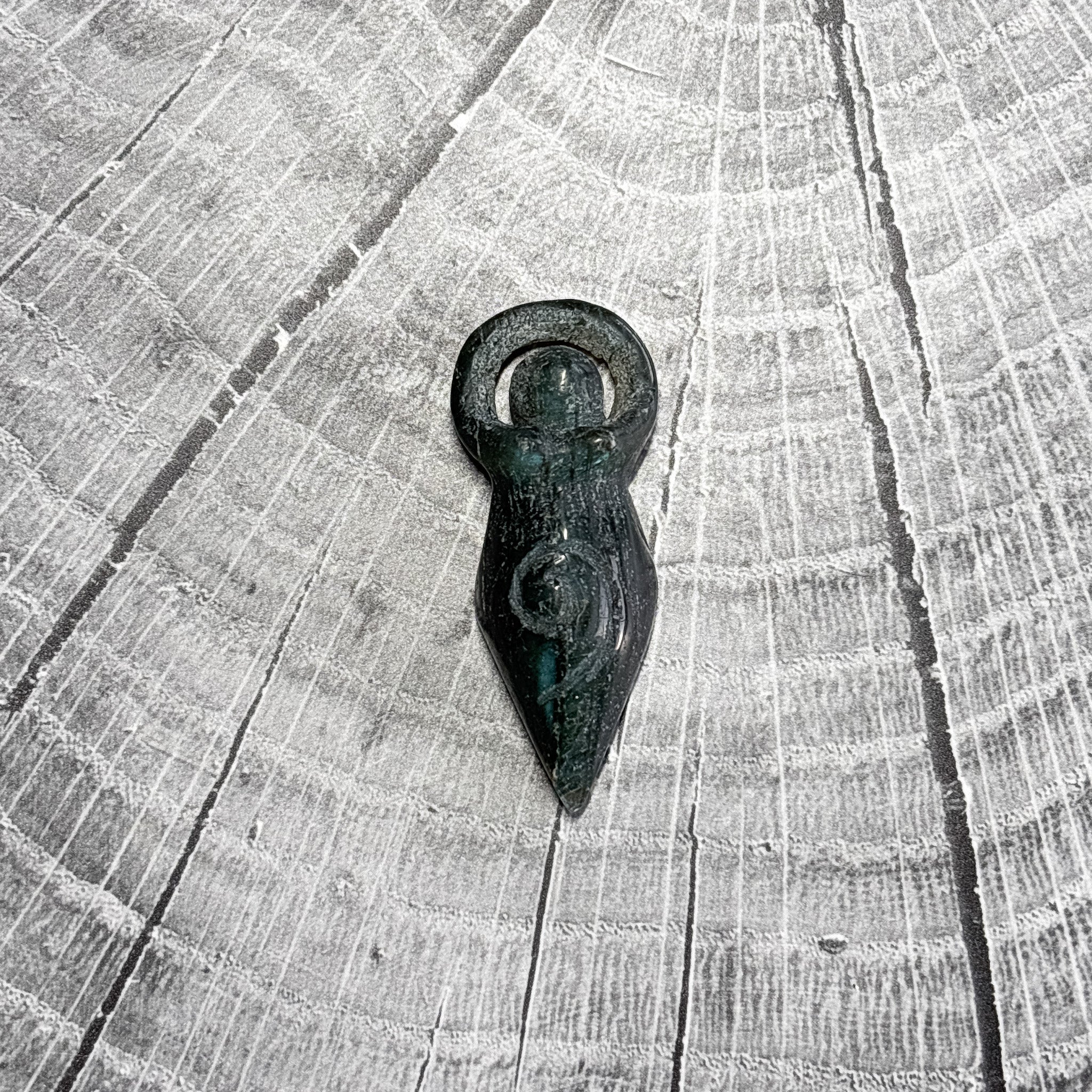 Labradorite Goddess Pendant